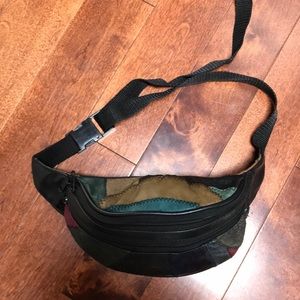 90’s  Leather Fanny Pack